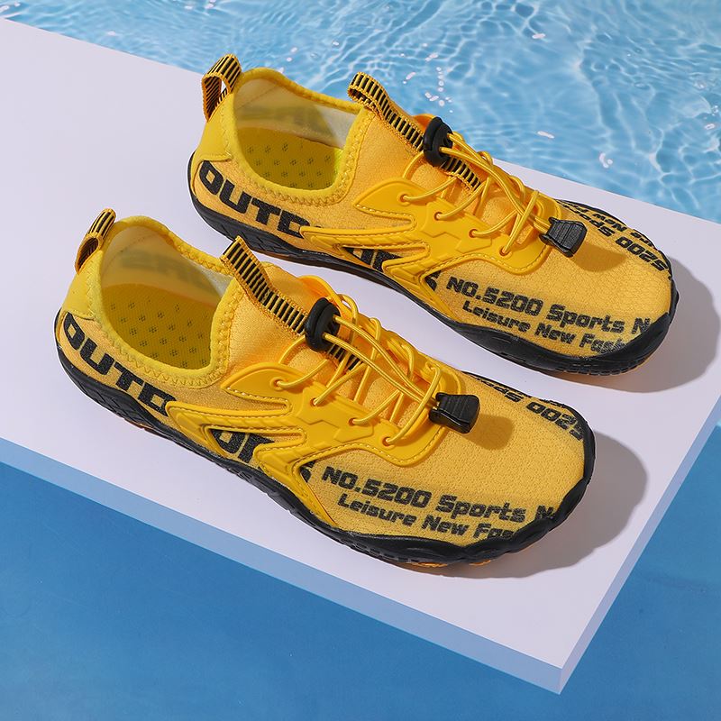 Sport-Print Amphibious Shoe in use, view 2