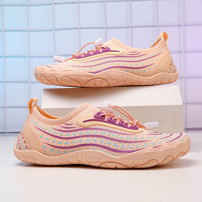 Wave-Print Couple Water Shoe in use, view 1