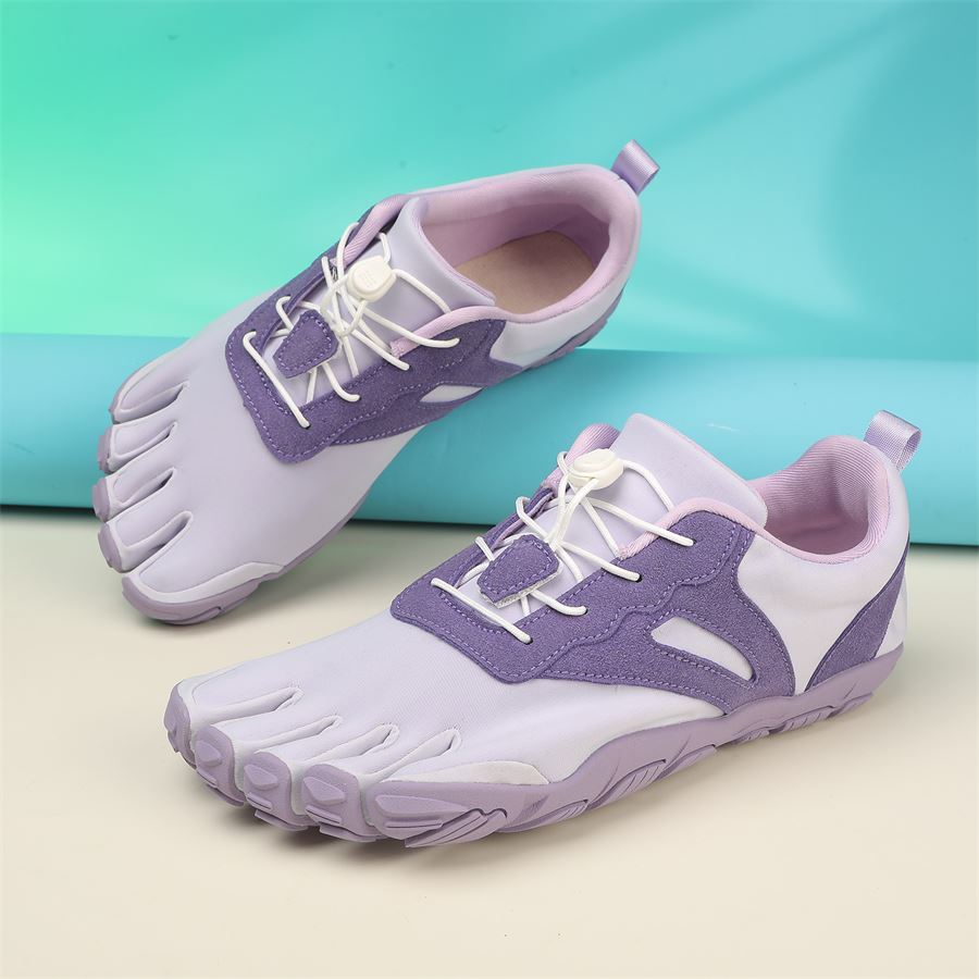 Five-Toe Fitness Barefoot Shoe in use, view 2