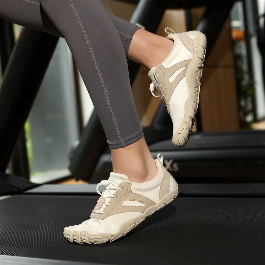 Five-Toe Fitness Barefoot Shoe in use, view 3