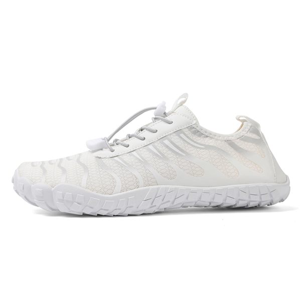 Y988 Wave-Print Barefoot Creek Shoe